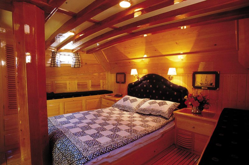 XENOS GULET(LUX YACHT)