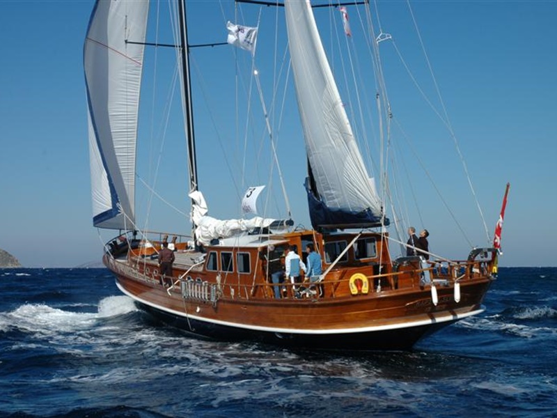 CAPTAİN ŞEVKET YACHT (LUX CLASS)